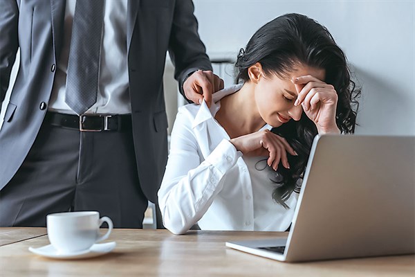 Cómo debe actuar la empresa ante hostigamiento sexual